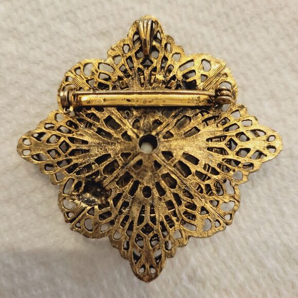 Vintage Fragonard Porcelain Cameo Courting Scene Gold Tone Brooch Pin Pendant - Picture 5 of 10